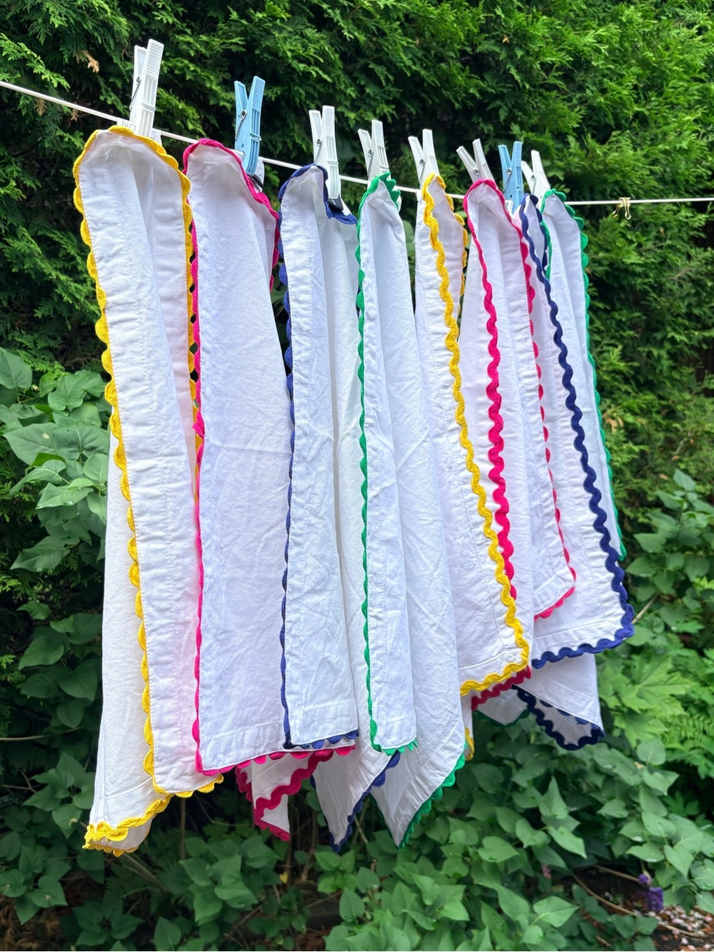 Recycled Cotton Napkins with Scalloped Edge Accent